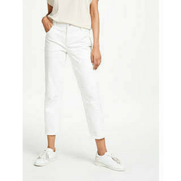 levis white boyfriend jeans